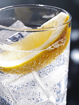 夜吧新風尚 從新鮮雞尾酒到脫醇飲料的酒精體驗升級